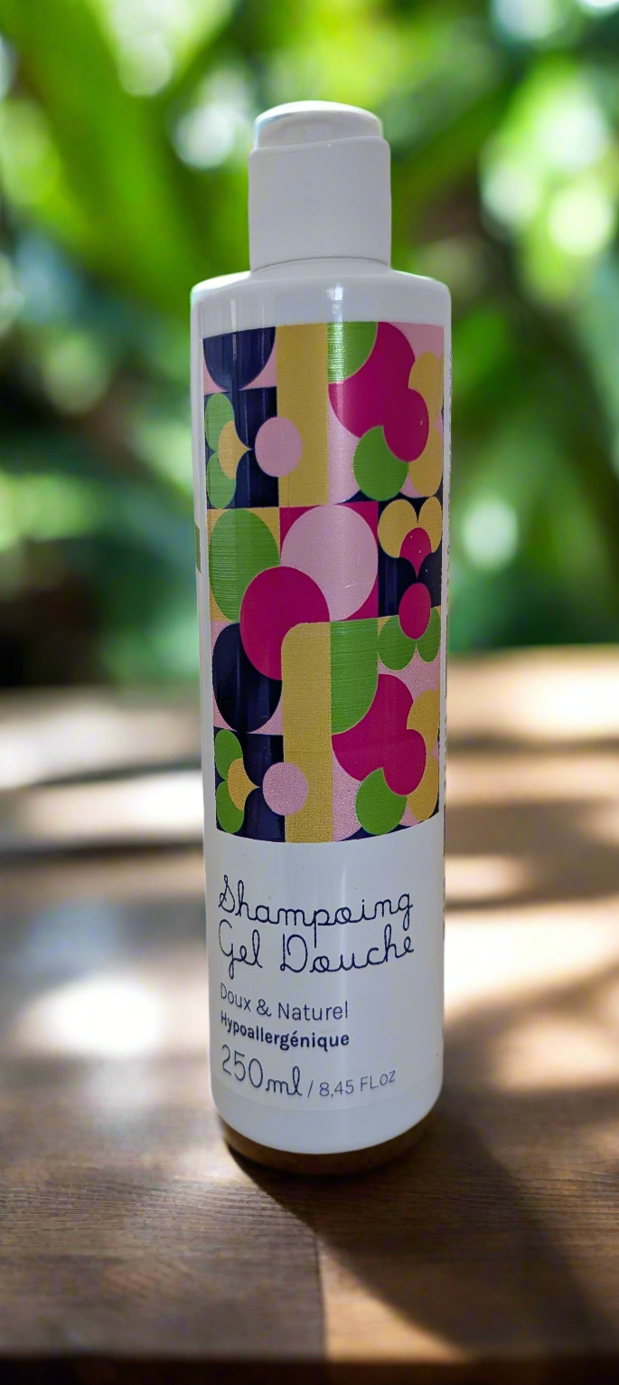 Shampoing gel douche naturel 2 en 1 corps et cheveux pour bébé natulyn 250 ml